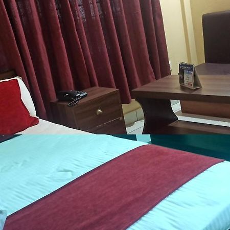 Hotel Royal Chautari, Butwal Esterno foto