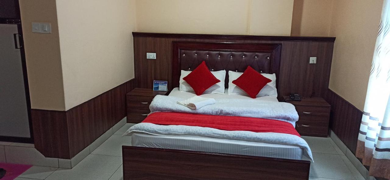 Hotel Royal Chautari, Butwal Esterno foto