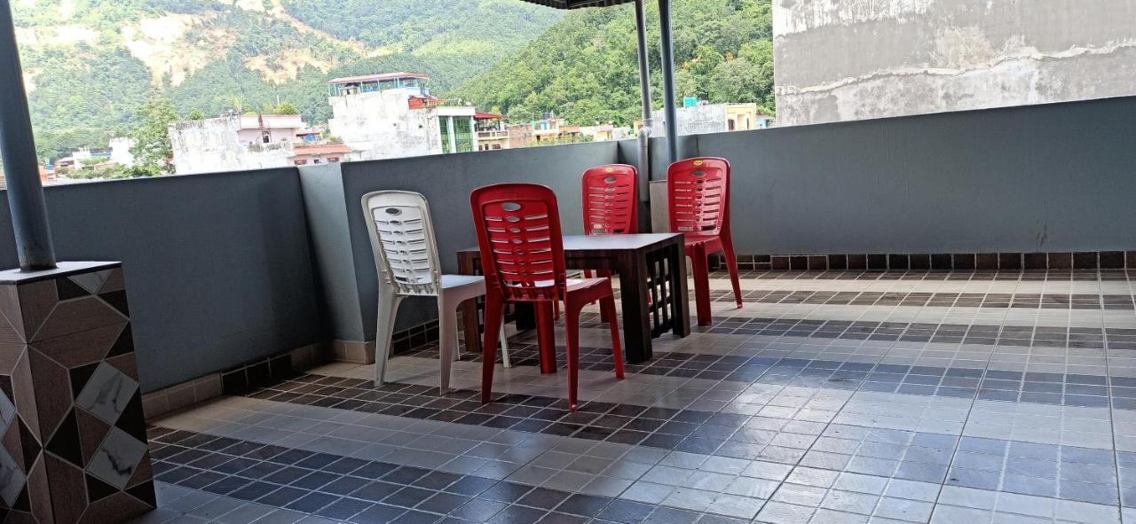 Hotel Royal Chautari, Butwal Esterno foto